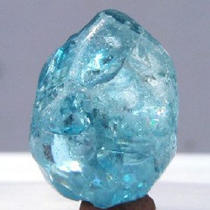Zircon bleu naturel