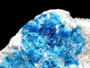 Lazulite brute